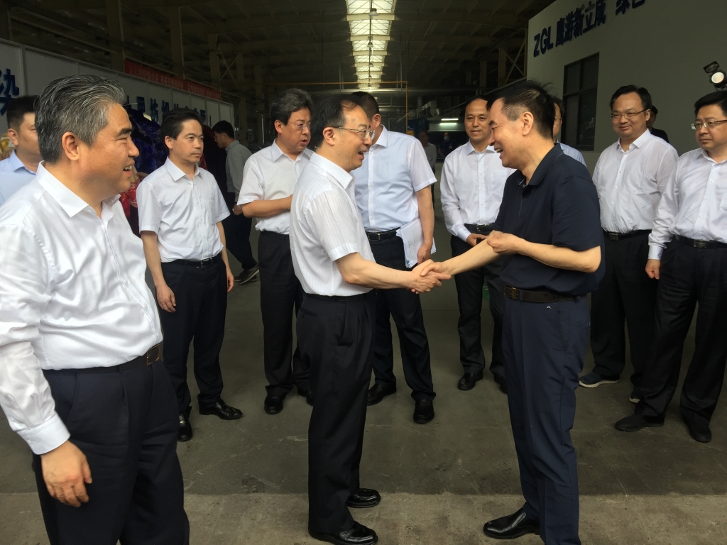2020年6月23日，省長(zhǎng)吳政隆來(lái)新立成公司調(diào)研指導(dǎo)工作